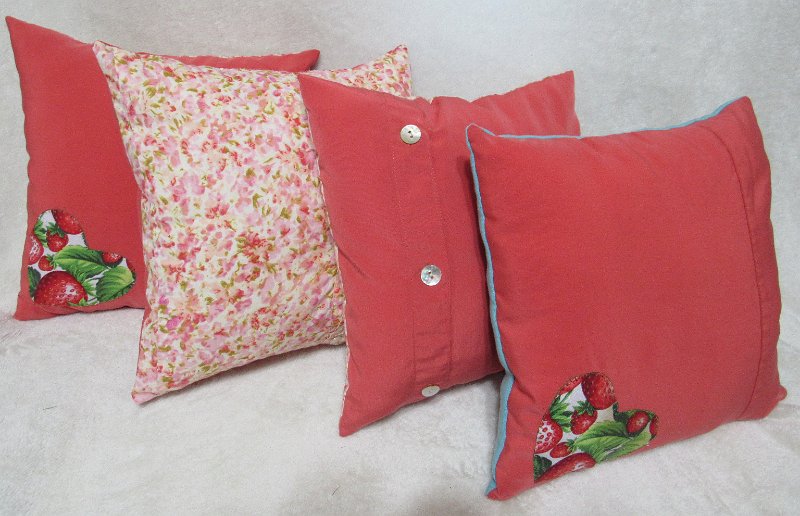 Pillows Kelly A '19.JPG